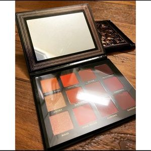 • BUNDLE • lipstick - brow - eyeshadow